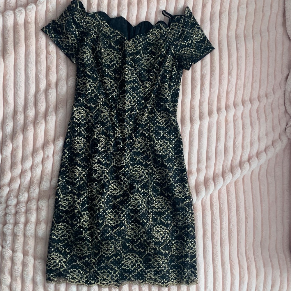 Jessica Howard Black and Gold Lace Dress